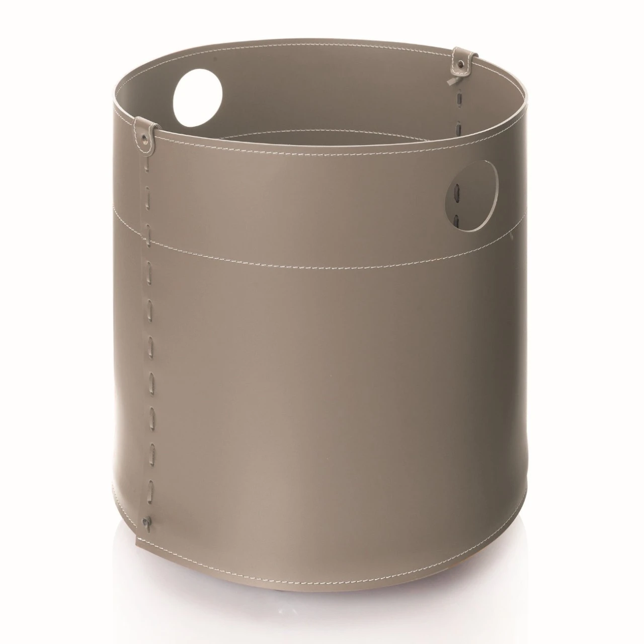 Giro Designer Holzkorb Taupe Aus Regeneriertem Leder Mit Rollen 3 Giro Designer Holzkorb Taupe Aus Regeneriertem Leder Mit Rollen