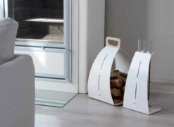 Pisla Design By HTT Holzkorb / Kaminkorb Kelo Weiß -Heizungsanlagen Pisla HTT brochure 2017 DE 1280x1280