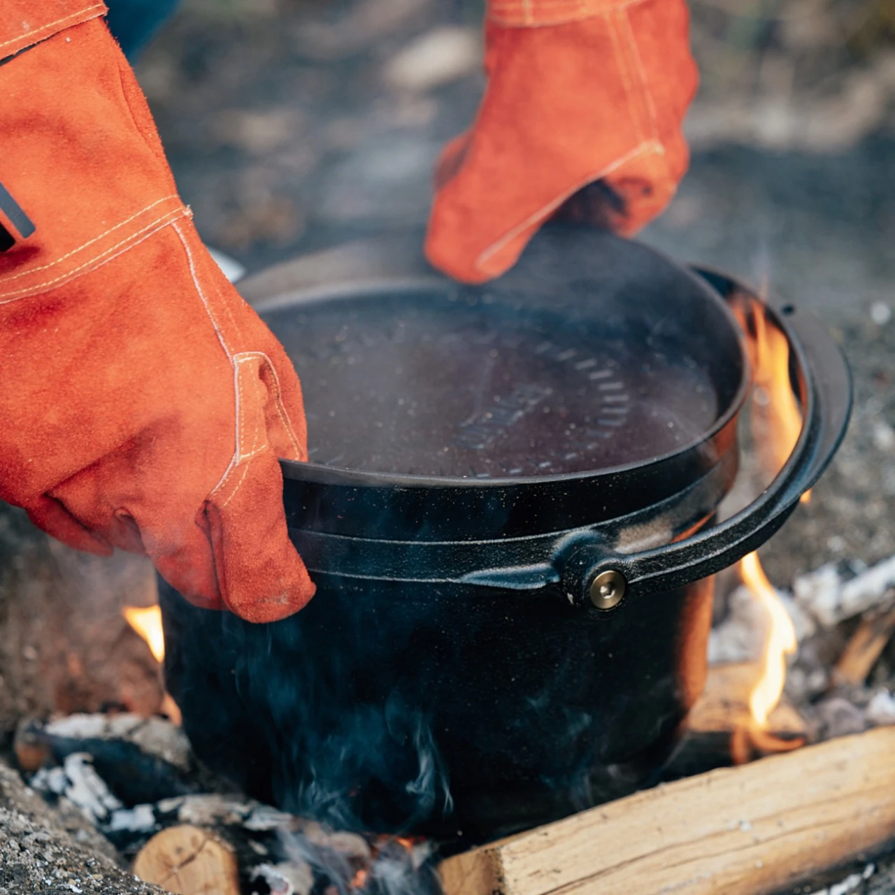 TARAN Feuertopf Dutch Oven 5,6 L Aus Gusseisen 7 TARAN Feuertopf Dutch Oven 5,6 L Aus Gusseisen – Bild 5