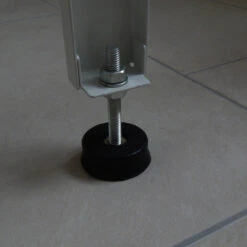 Untergestell SP740 Bis 200 Kg Für Klimaanlagen Und Wärmepumpen -Heizungsanlagen fuesse detail1 web 1280x1280