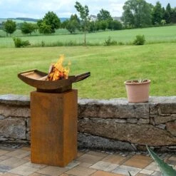 Gartenkamin Feuerschale Grill AKIRA Mit Podest Cortenstahl -Heizungsanlagen grill gartenkamin feuercampus365 akira podest cortenstahl web4 1280x1280