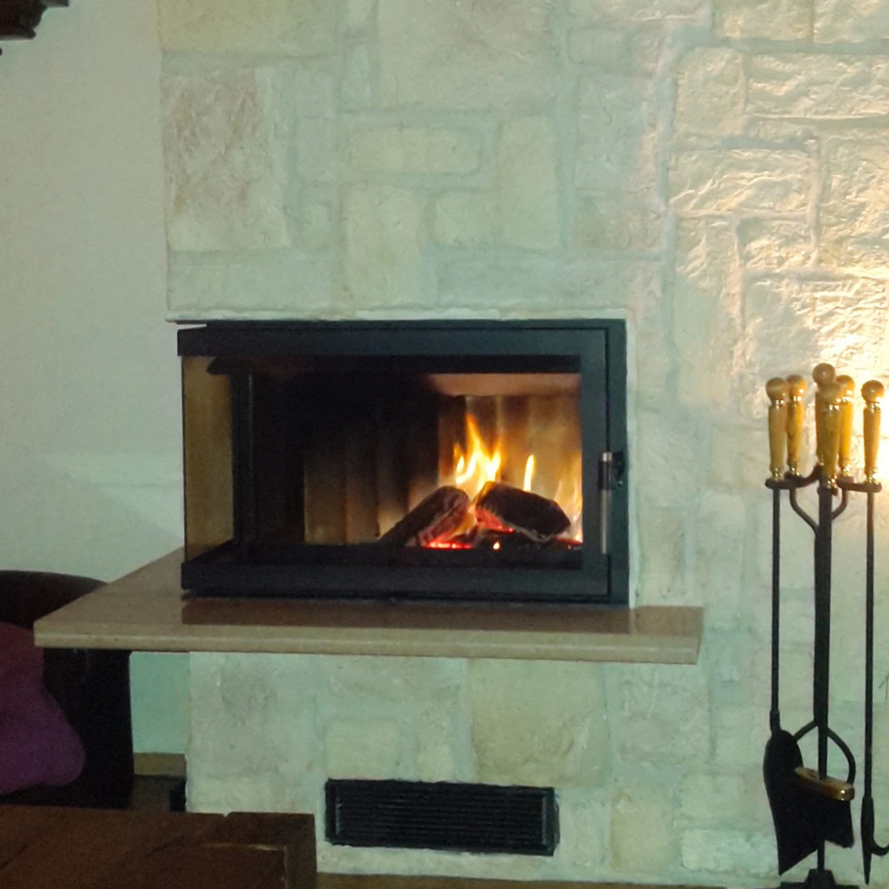 Zibi 12 Warmluft-Eckkamineinsatz 11kW Links Verglast 7 Zibi 12 Warmluft-Eckkamineinsatz 11kW Links Verglast – Bild 5