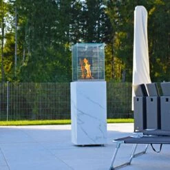 Neocube-o Calacatta Silk Terrassenstrahler / Heizstrahler -Heizungsanlagen neocube o heizstrahler heizpilz terrassenstrahler calacatta web5 1280x1280