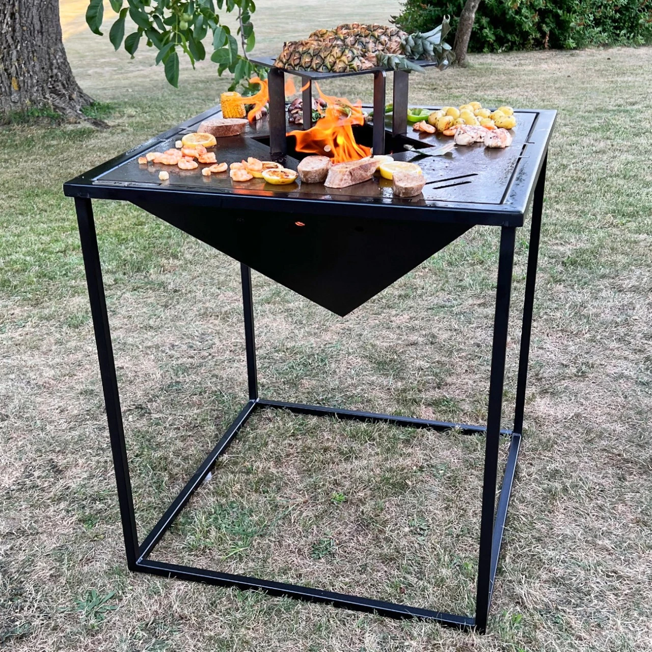 Gartenkamin Plancha MEROE Mit Grillaufsatz Schwarz 4 Gartenkamin Plancha MEROE Mit Grillaufsatz Schwarz – Bild 2
