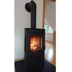 Wikantica Panorama Kaminofen Schwarz 8kW -Heizungsanlagen wikantika kundebild web 1280x1280