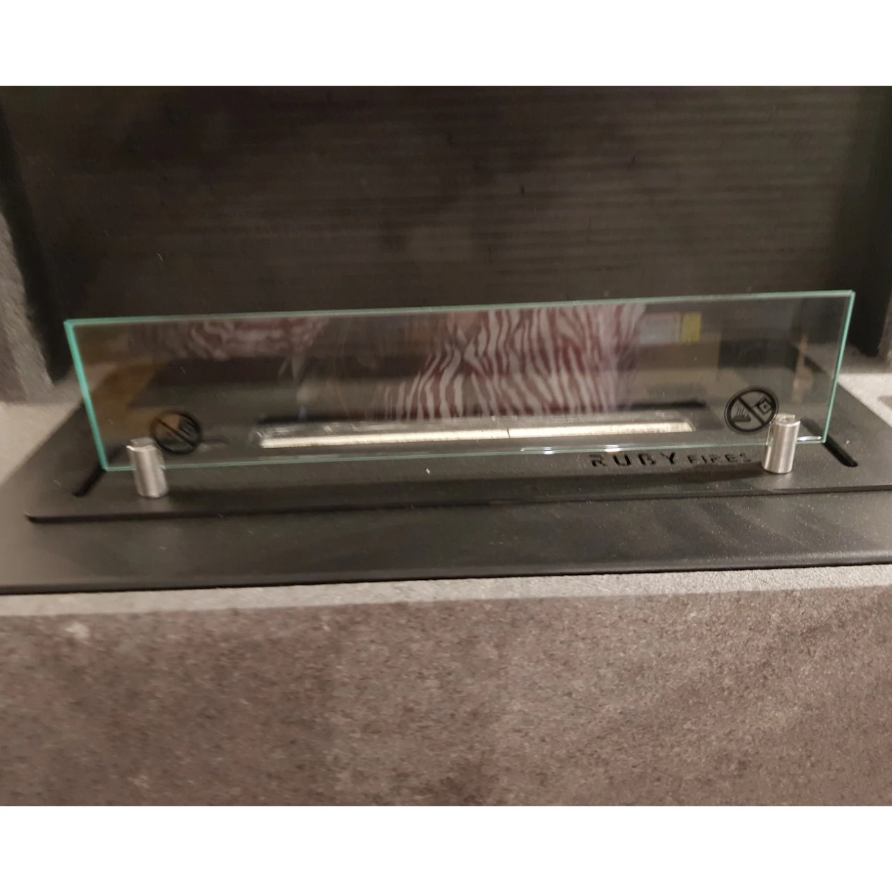 Nova Bioethanol Kamin Betonlook Mit Keramikbrenner 11 Nova Bioethanol Kamin Betonlook Mit Keramikbrenner – Bild 9